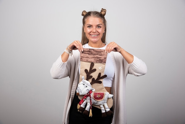 Zákazníci s vyšívaným darom